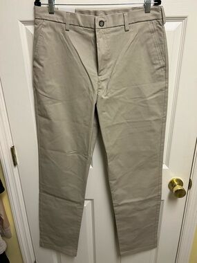 Croft & Borrow Classic Men's Khaki Chino Pants - Neutral Tan